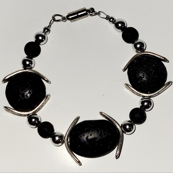 Black Lava Beaded Bracelet with Magnetic Closure - Picture 4 of 5